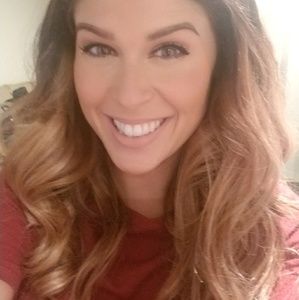 Meet your Posher, Alicia